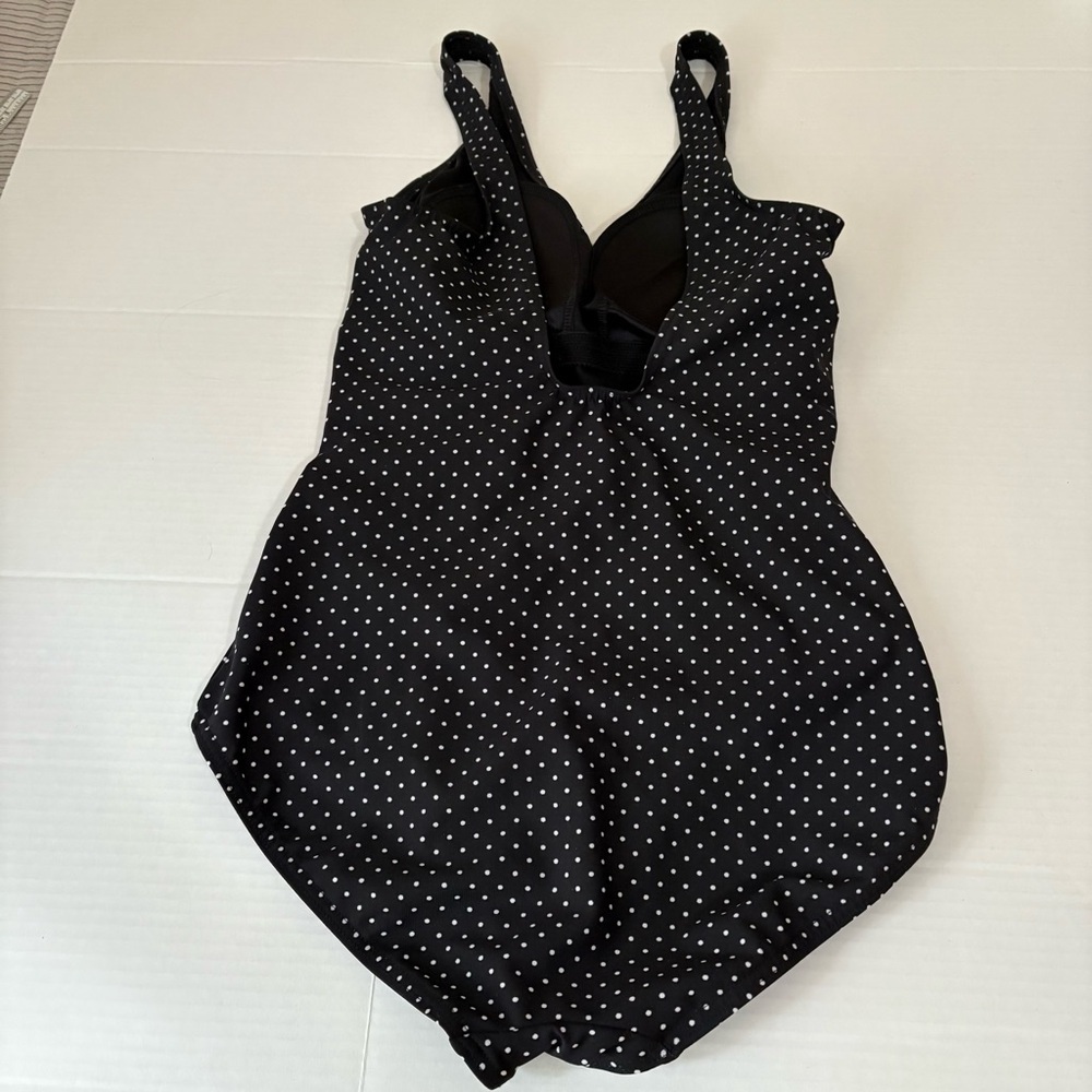 MIRACLESUIT Black with White Polkadots One Piece Swimsuit - Picture 5 of 7